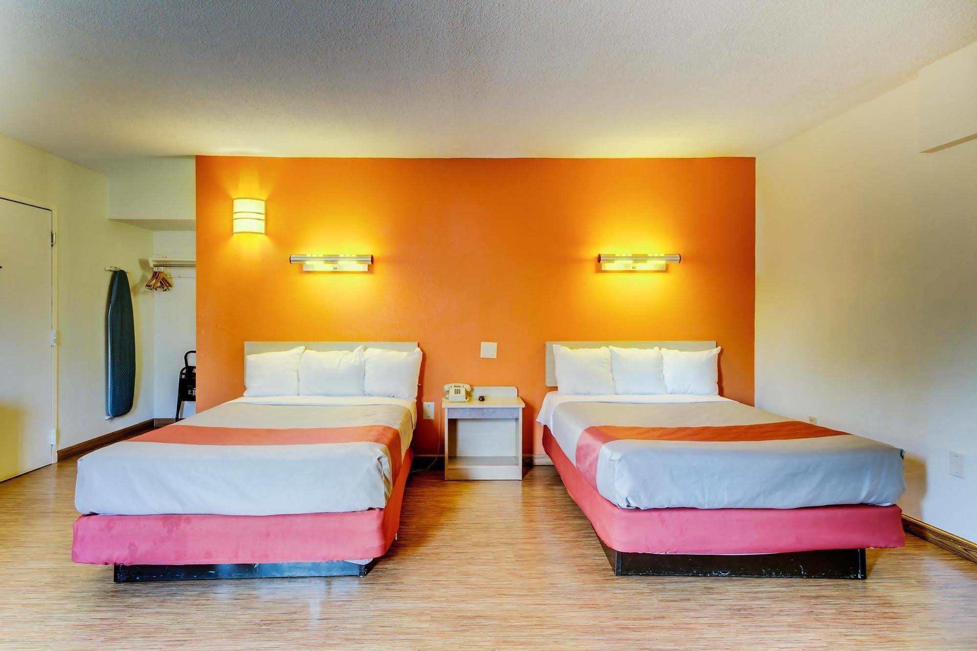 Motel 6-Washington, Dc Bagian luar foto