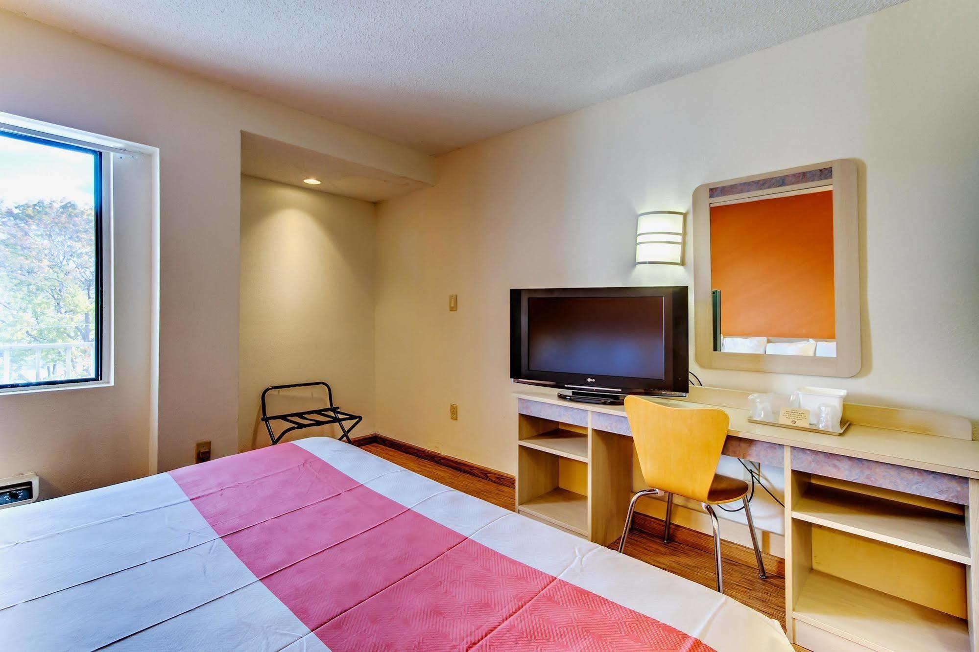 Motel 6-Washington, Dc Bagian luar foto